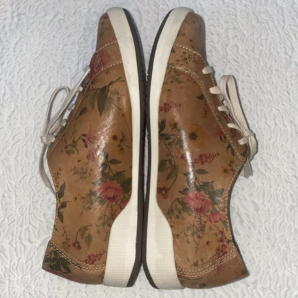 Dansko Orli Floral Leather Sneaker